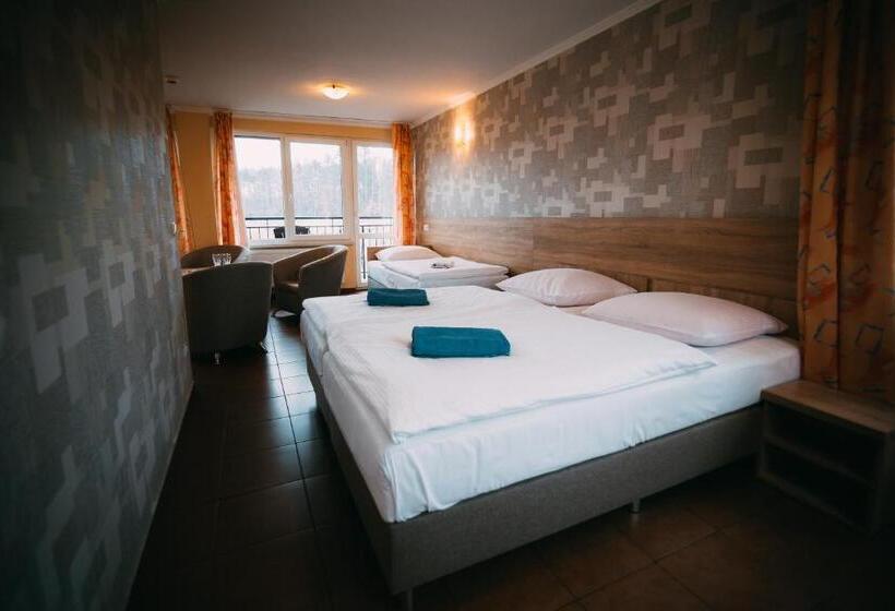 חדר סטנדרט לארבעה, Ośrodek Wypoczynkowy Wodnik