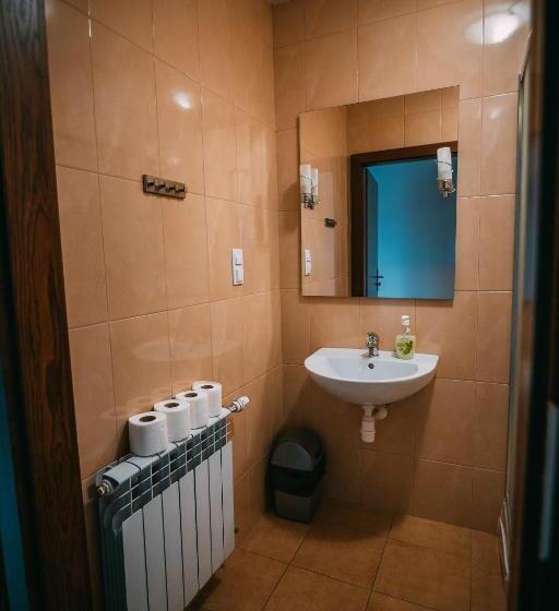 חדר סטנדרט לארבעה, Ośrodek Wypoczynkowy Wodnik