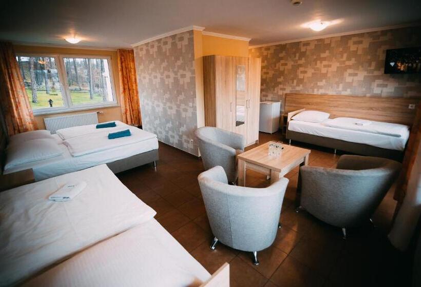 חדר סטנדרט לארבעה, Ośrodek Wypoczynkowy Wodnik