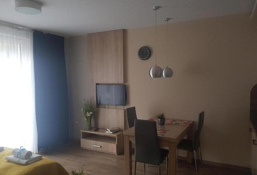 استودیوی استاندارد, Apartamenty W Marina Jastrzä™bia Gã³ra