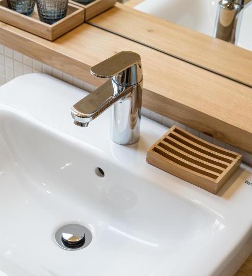 سوییت جونیور, Aparthotel Bambi