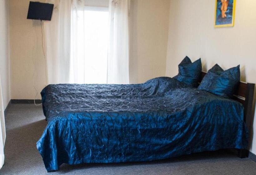 带大床的标准间, Gościniec Pod Furą