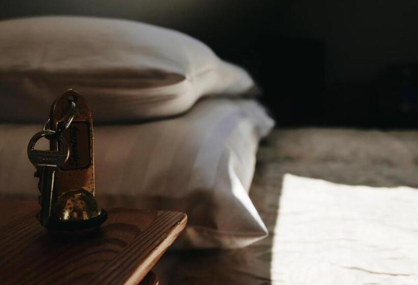 חדר סטנדרט לשלושה, Kamienica Sporting