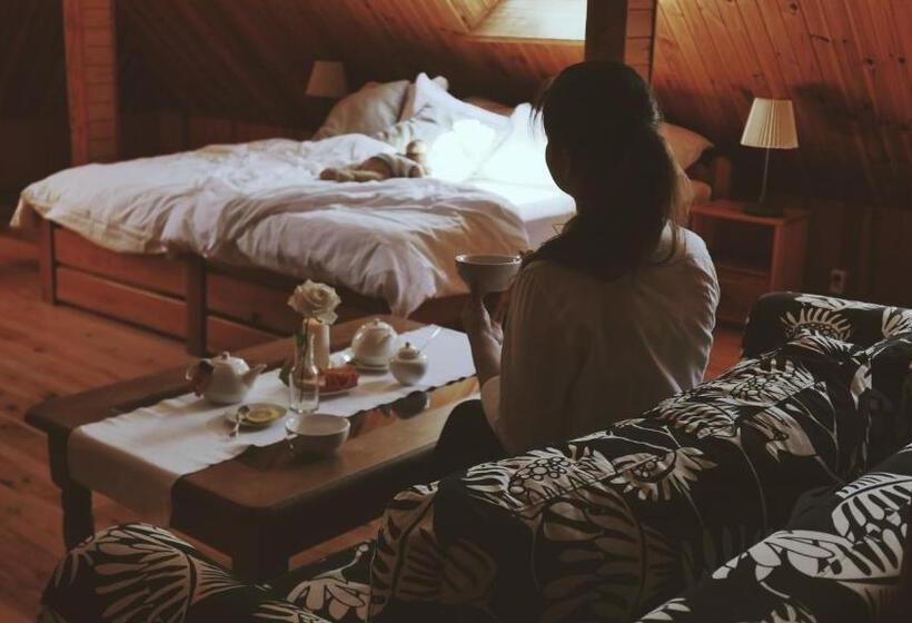 חדר סטנדרט לשלושה, Kamienica Sporting