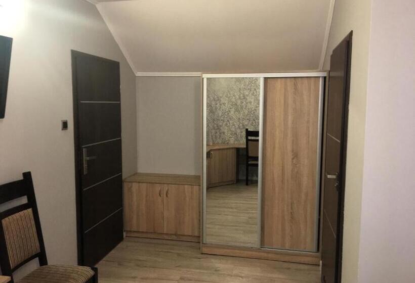 Апартаменты 1 Спальня, Laura