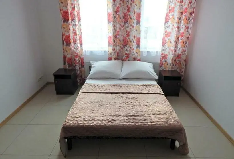 1ベッドルームアパートメント, Hostel Wólka Kosowska Z Prywatnymi łazienkami