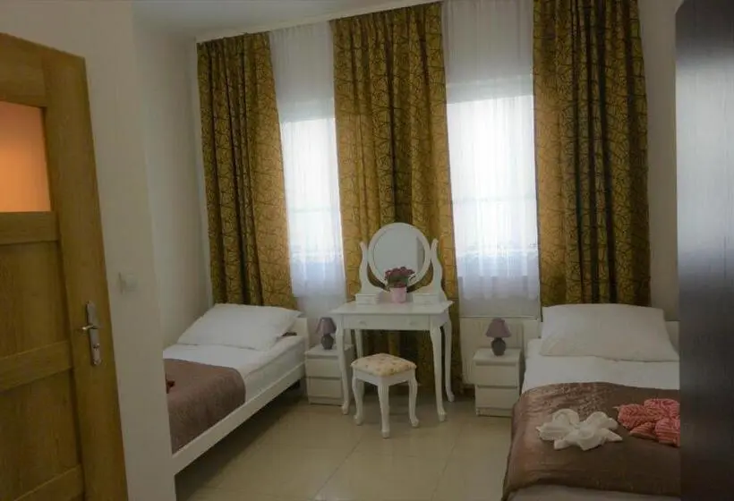 スタンダードルーム, Hostel Wólka Kosowska Z Prywatnymi łazienkami