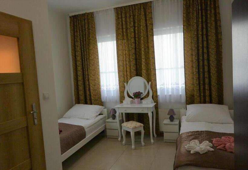 スタンダードルーム, Hostel Wólka Kosowska Z Prywatnymi łazienkami