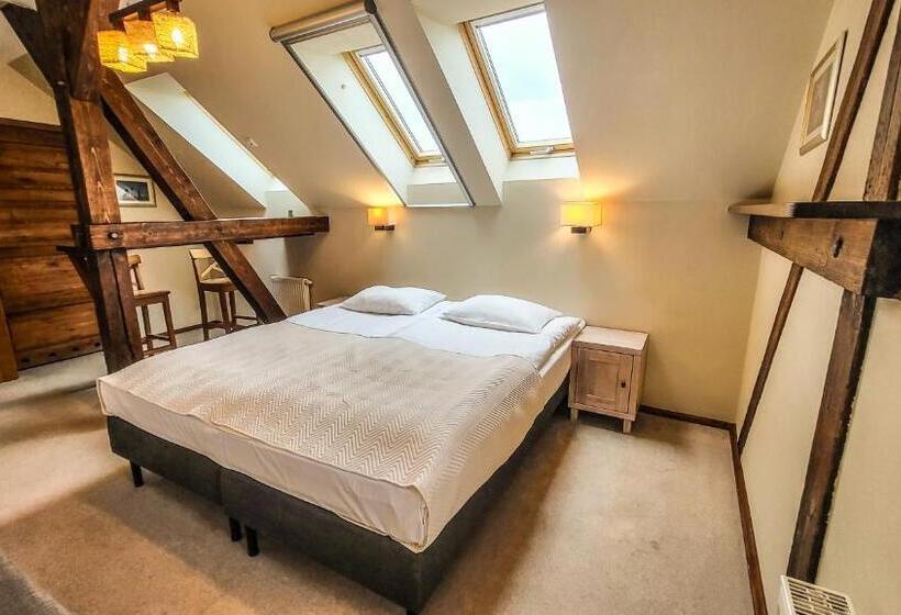 חדר סטנדרט, Folwark łękuk