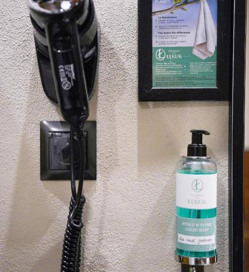 חדר דלוקס, Folwark łękuk