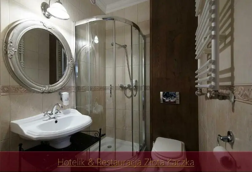 Standard Yhden Hengen Huone, Ik & Restauracja Złota Kaczka