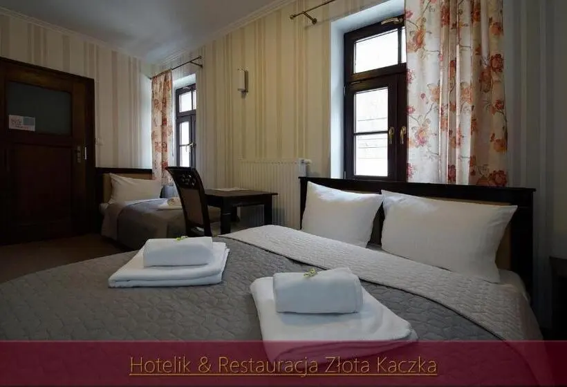 Standard Kolmen Hengen Huone, Ik & Restauracja Złota Kaczka