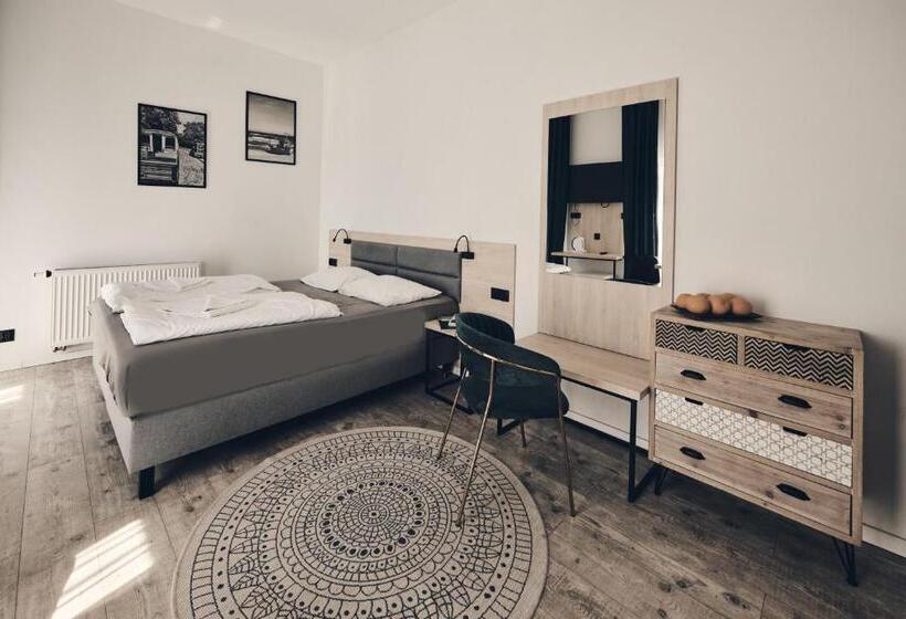 Апартаменты 1 Спальня с Балконом, Holiday Siesta Pensjonat, Domki