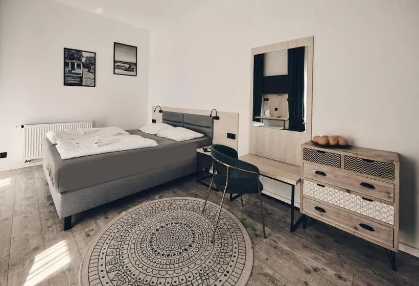 Huoneisto 1 Makuuhuone Parveke, Holiday Siesta Pensjonat, Domki