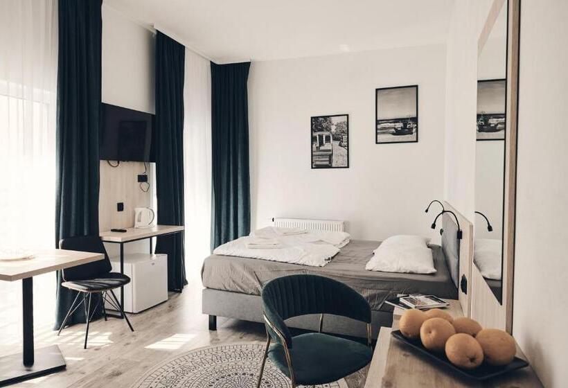 Апартаменты 1 Спальня с Балконом, Holiday Siesta Pensjonat, Domki