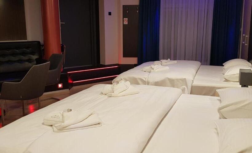 سوییت اجرایی, Metropolis Apartamenty Centrum