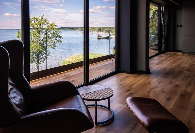 Suite with lake view, Otton Charzykowy Bed&restaurant