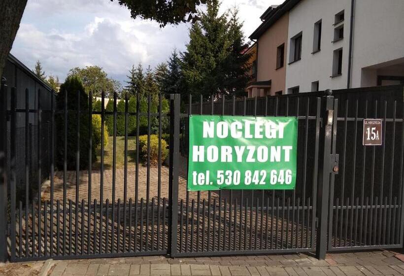 اتاق استاندارد با سرویس بهداشتی مشترک, Horyzont