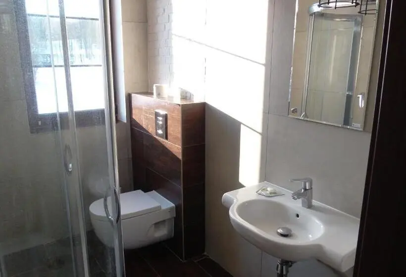 Huoneisto 1 Makuuhuone Terassi, Hosteria Na Mazurach