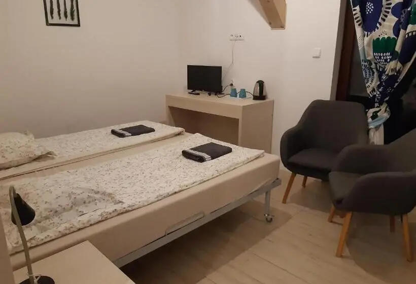 Standard Yhden Hengen Huone, Hosteria Na Mazurach
