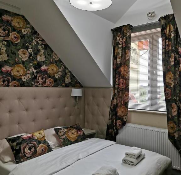 غرفة ديلوكس, Rezydencja Pod Pieprzówkami