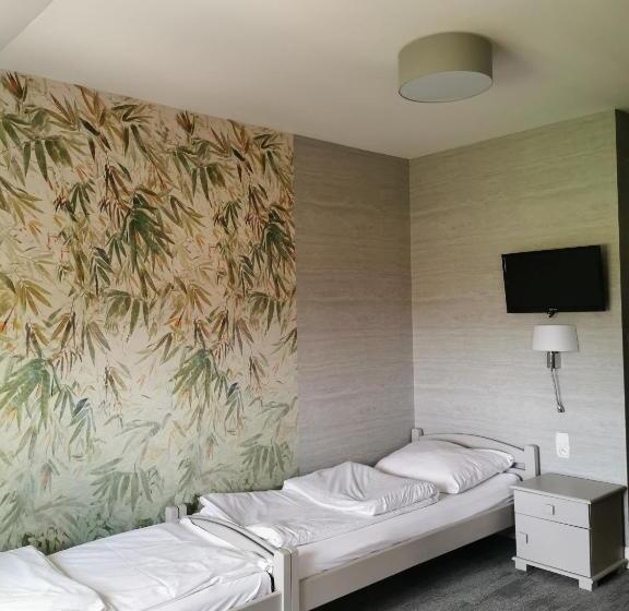 غرفة ديلوكس ثلاثية, Rezydencja Pod Pieprzówkami