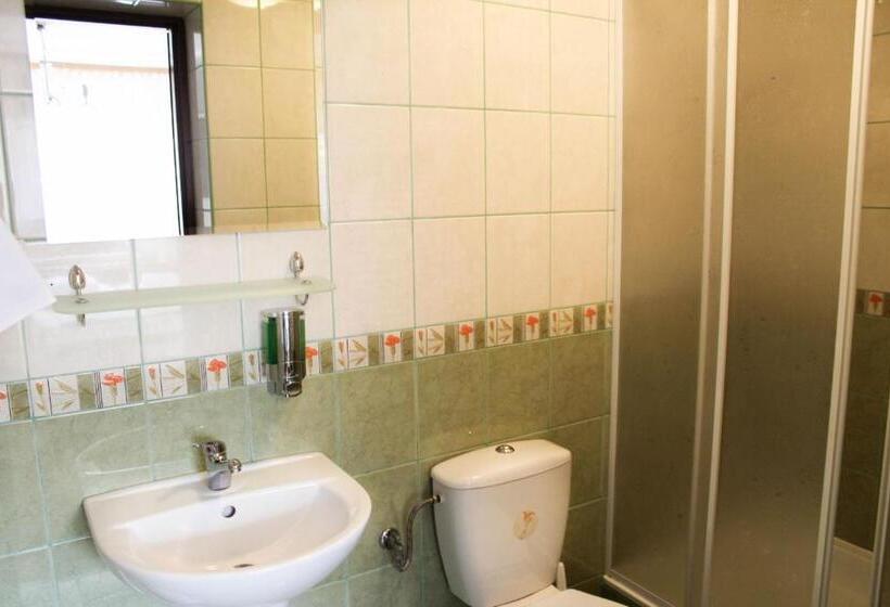 غرفة قياسية, Willa Malibu