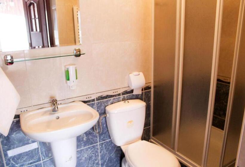 غرفة قياسية مزوَّدة بشُرفة, Willa Malibu