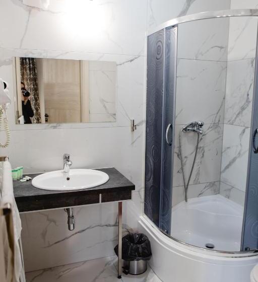 اتاق سوپریور, Arena Slonca