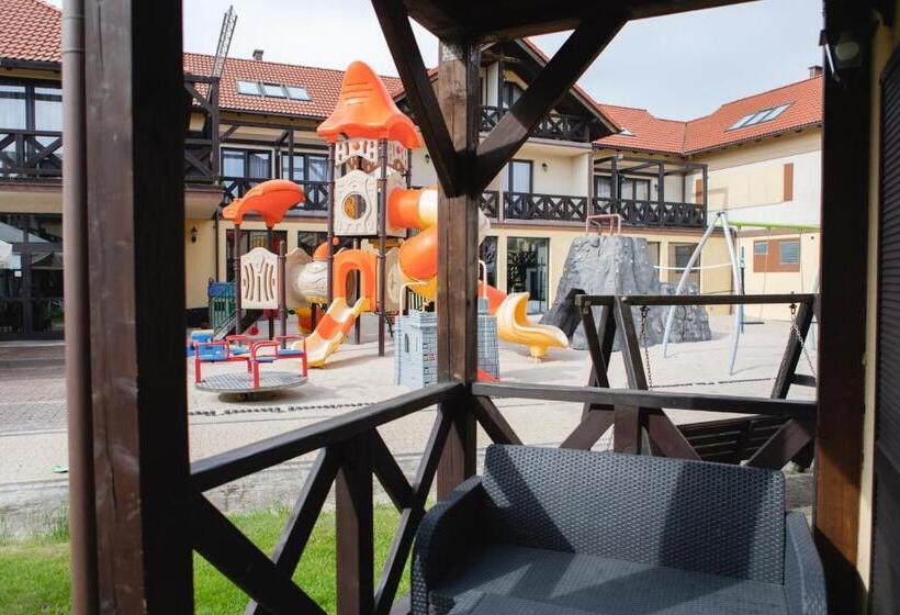 اتاق استاندارد با تراس, Arena Slonca