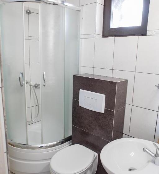 اتاق استاندارد با تراس, Arena Slonca