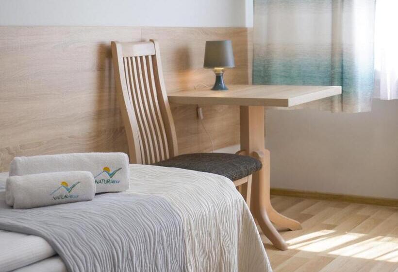 Quarto Estandar Banheiro Compartilhado, Cks Kraków