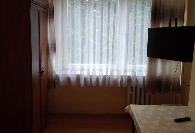 バスルーム共有のシングルスタンダード, Cks Kraków