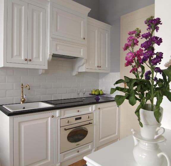 Superior studio with balcony, Warsaw Concept