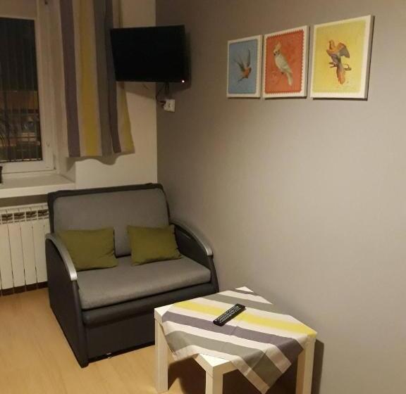 اتاق استاندارد با تختهای تاشو, Stacja Centrum