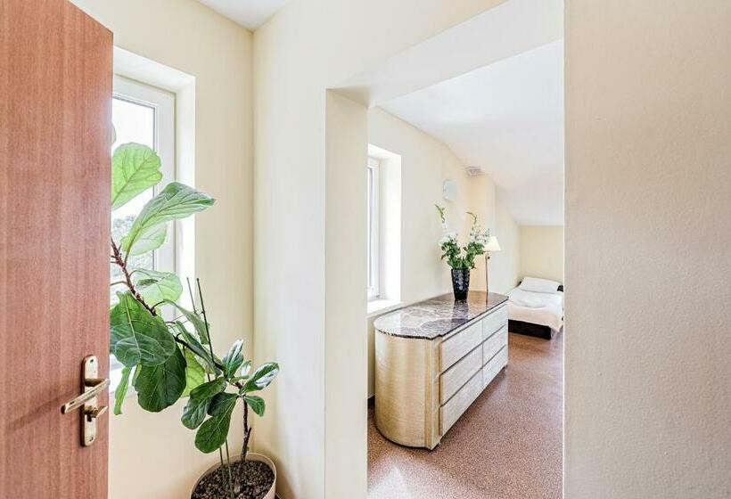 Номер Deluxe, Villa Sulejówek