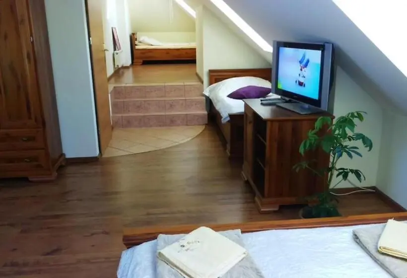 Duplex-sviitti, Bakster