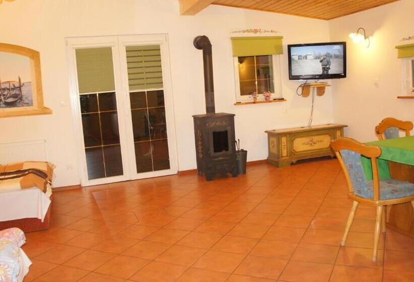 スタンダードスタジオ, Canal Grande