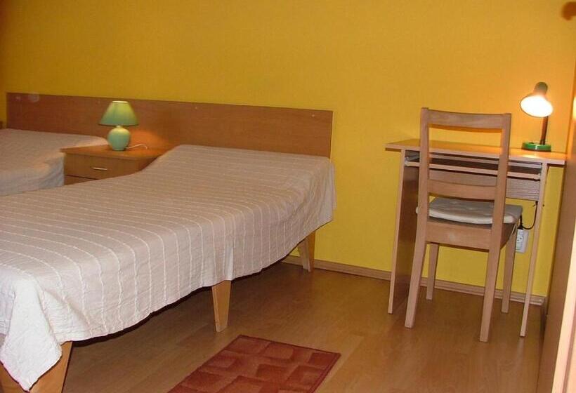 Quarto Triplo Estandar, Dom Gościnny Pod Brzozami