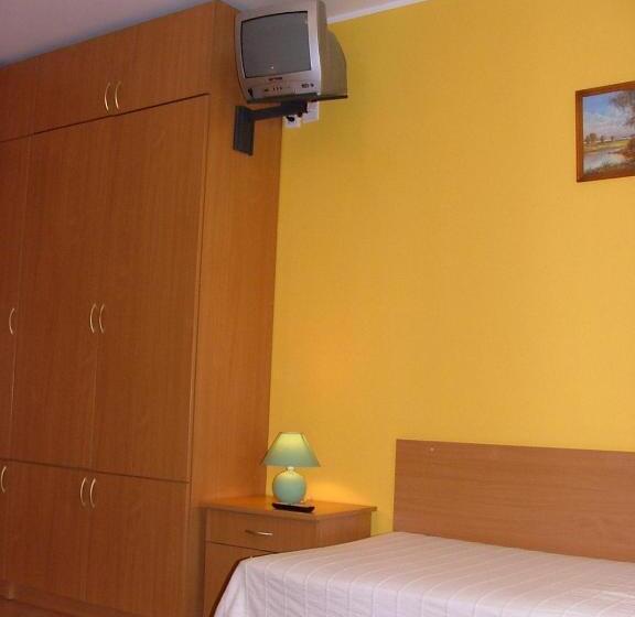 Quarto Triplo Estandar, Dom Gościnny Pod Brzozami