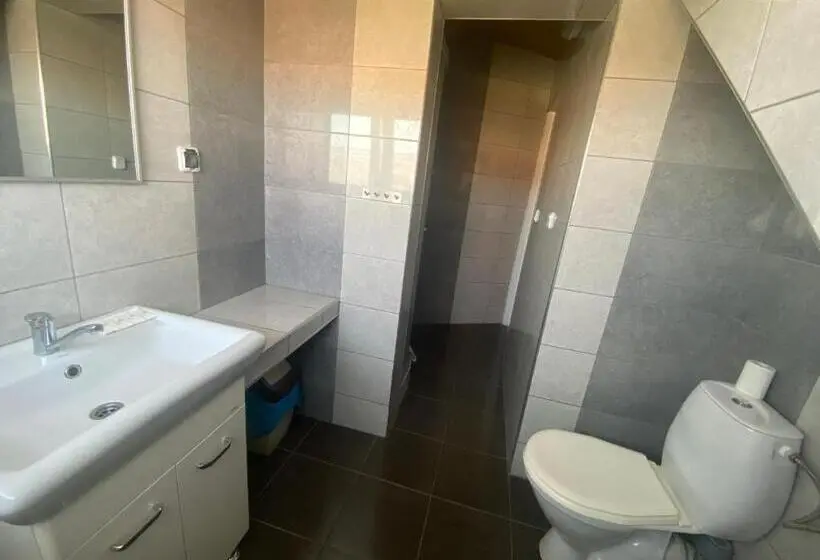 Standard Neljän Hengen Huone, Dom Gościnny Relax