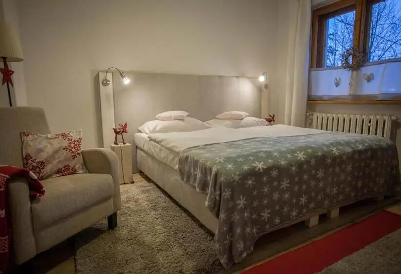 Huoneisto 1 Makuuhuone, Gościniec I Herbaciarnia Pod Złotą łyżwą