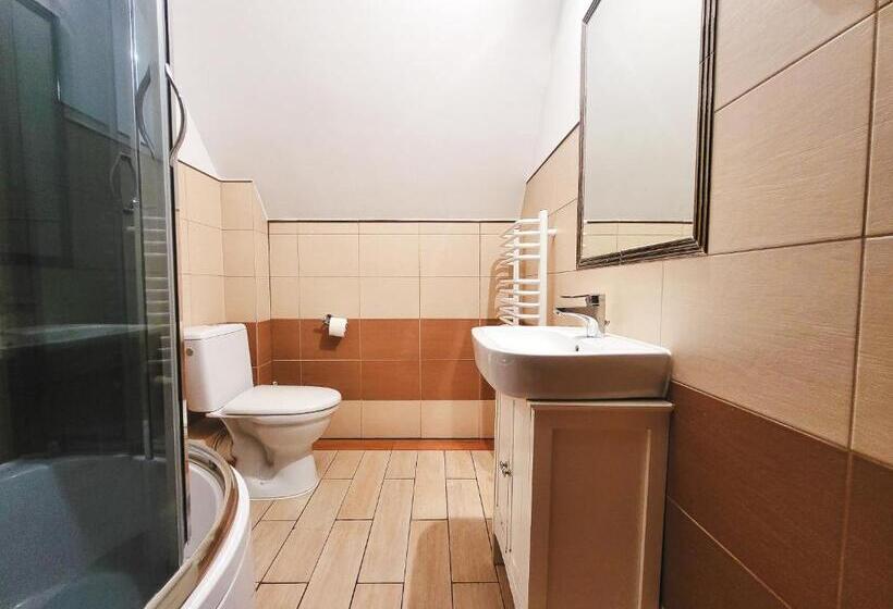 اتاق کلاسیک سه تخته, Pensjonat Li Mar