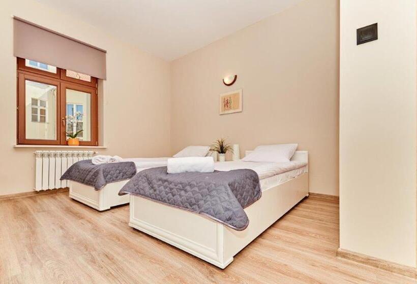 اتاق اکونومی, Pokoje U Filipa