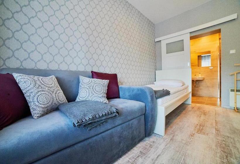 غرفة قياسية فردية, Rancho