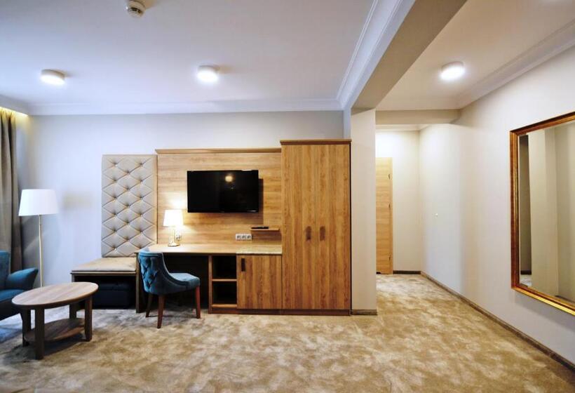 Семейный Номер Deluxe, Villa Meduza