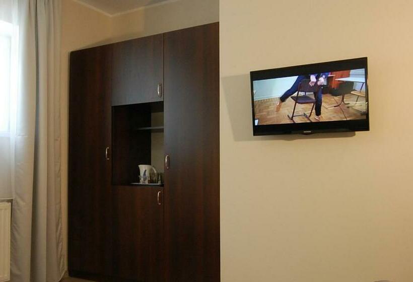 Номер Стандарт, Hipnotic