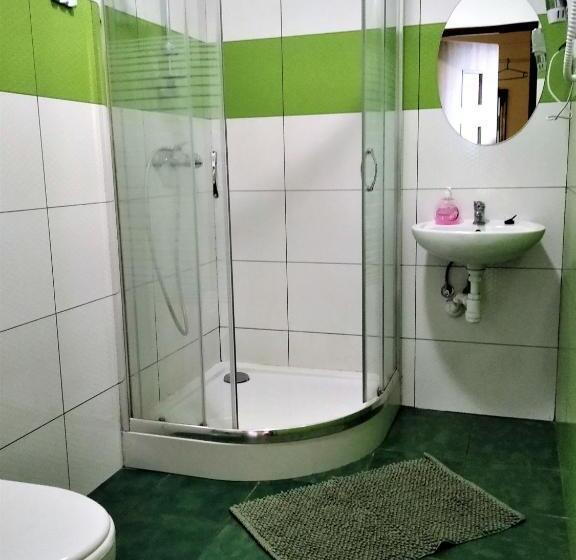 Номер Стандарт, Hostel Omega