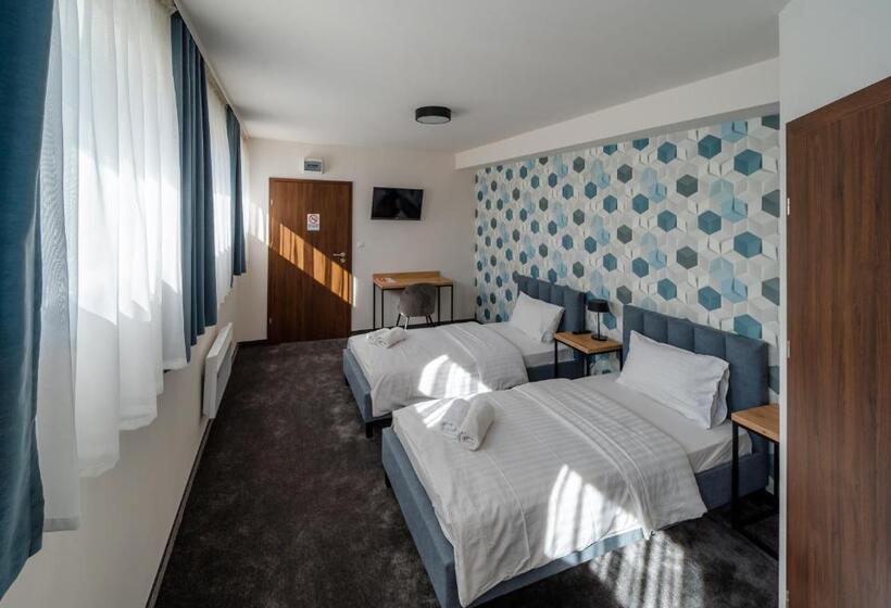 اتاق استاندارد, Kelman Inn Global Nowa Sól