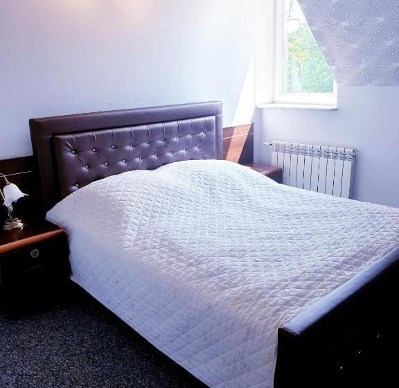 标准单人间, Willa Park